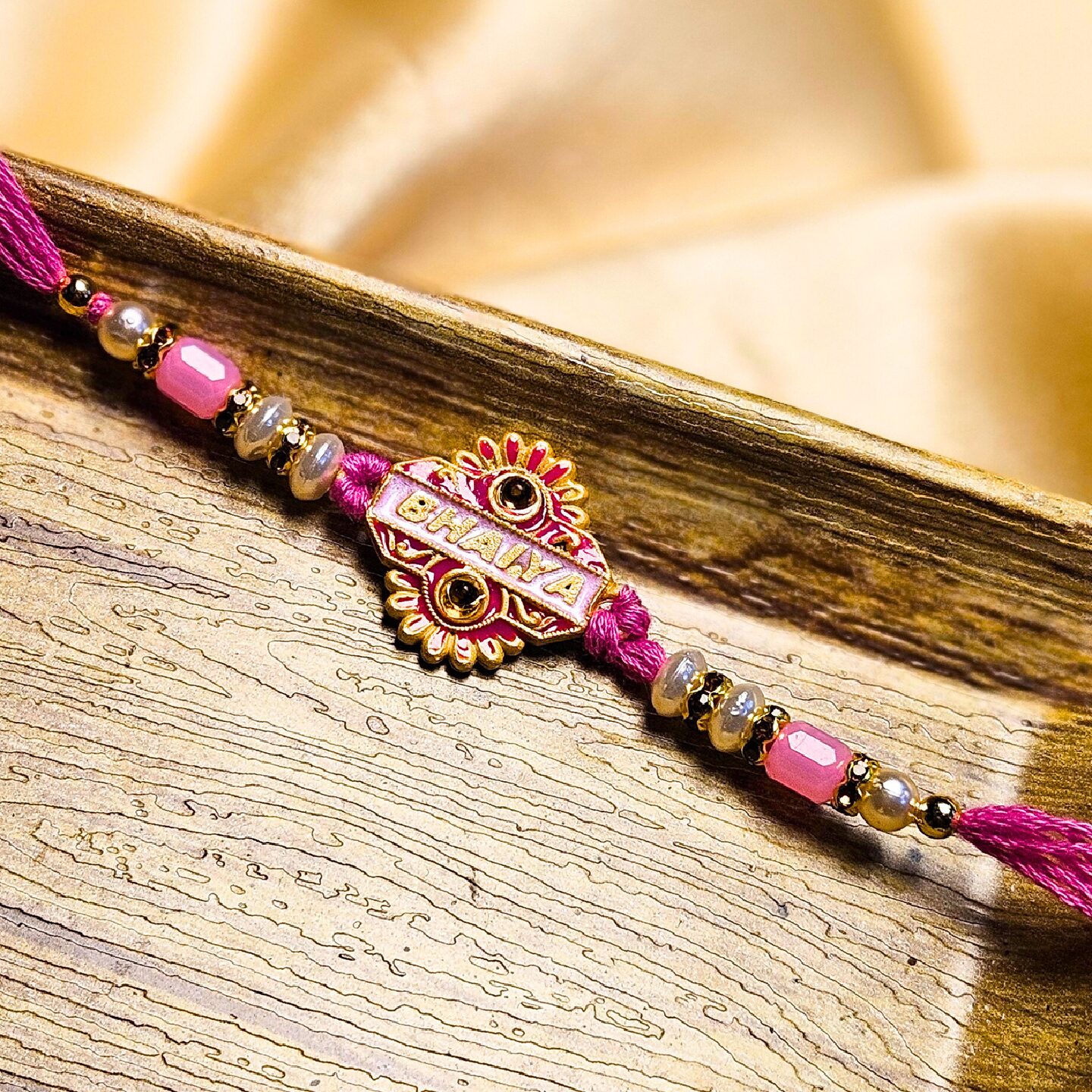 Bhaiya swirl Pink Rakhi